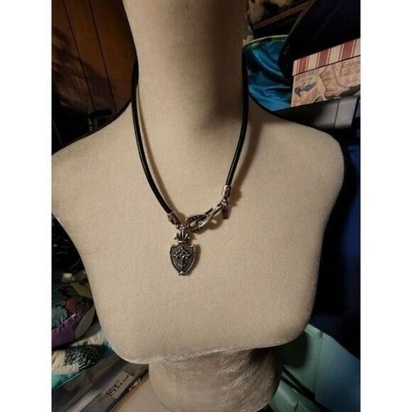 Leather Necklace Crest Man Gothic Family Crest Cross - Picture 5 of 10
